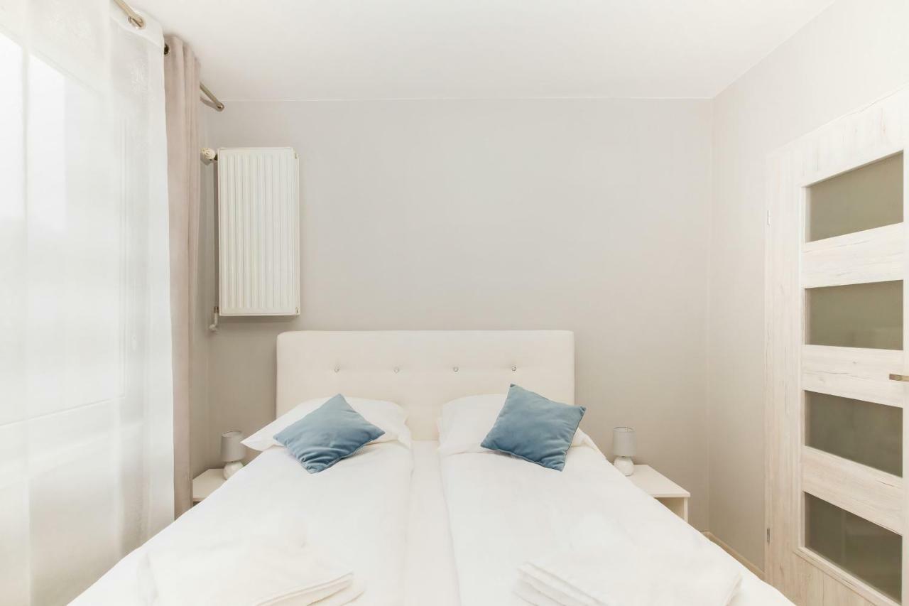Apartament Swietojanska Przy Nabrzezu By Noclegi Renters Gdynia Buitenkant foto